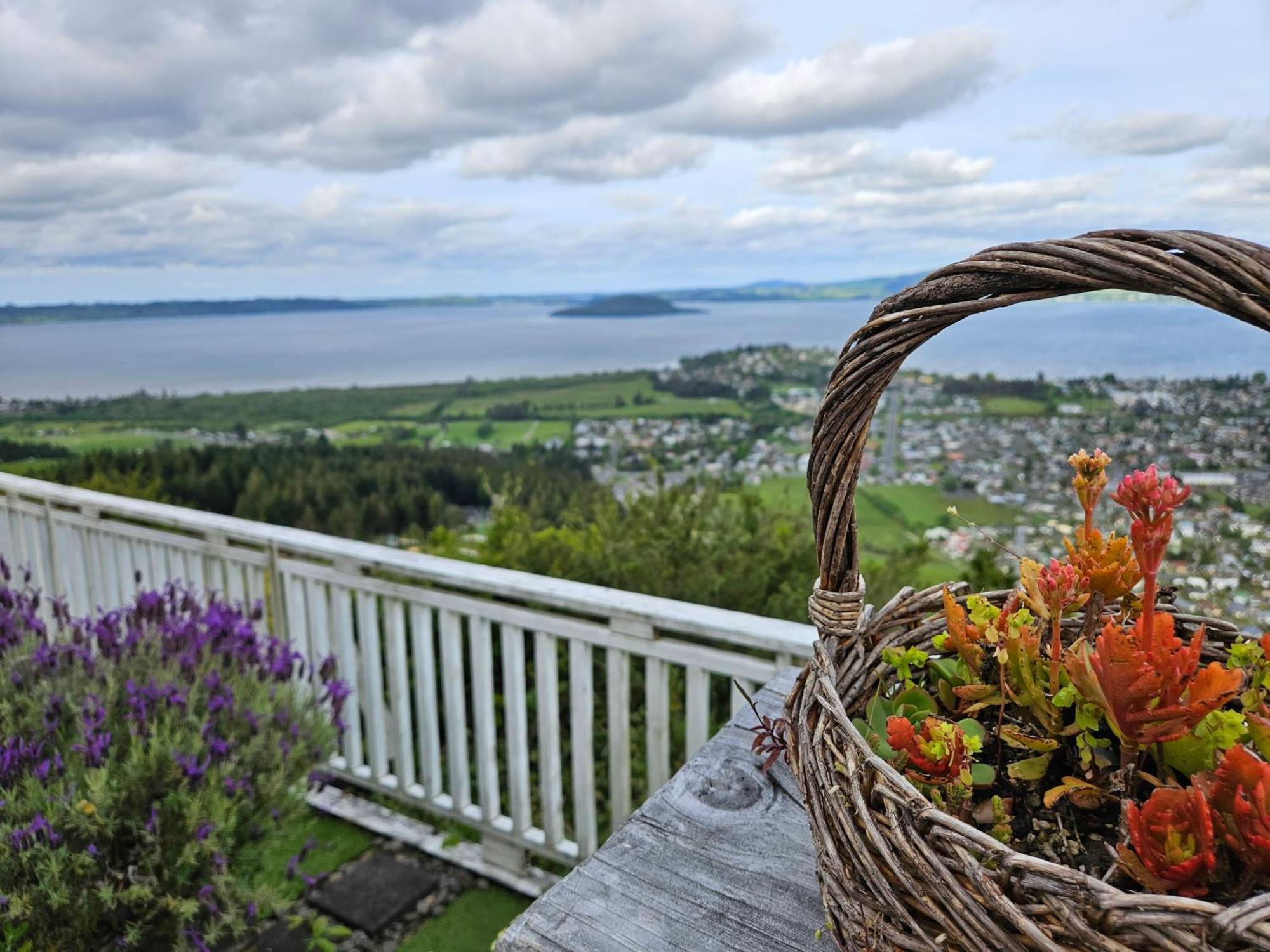Aorangi Mountain Lodge Rotorua Luaran gambar